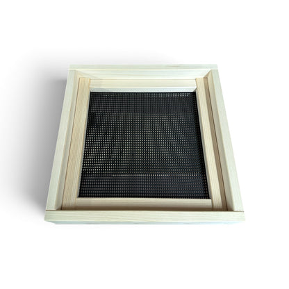 Cedar Post Mount Platform Bird Feeder: Pole Mounted Outdoor Platform Feeder